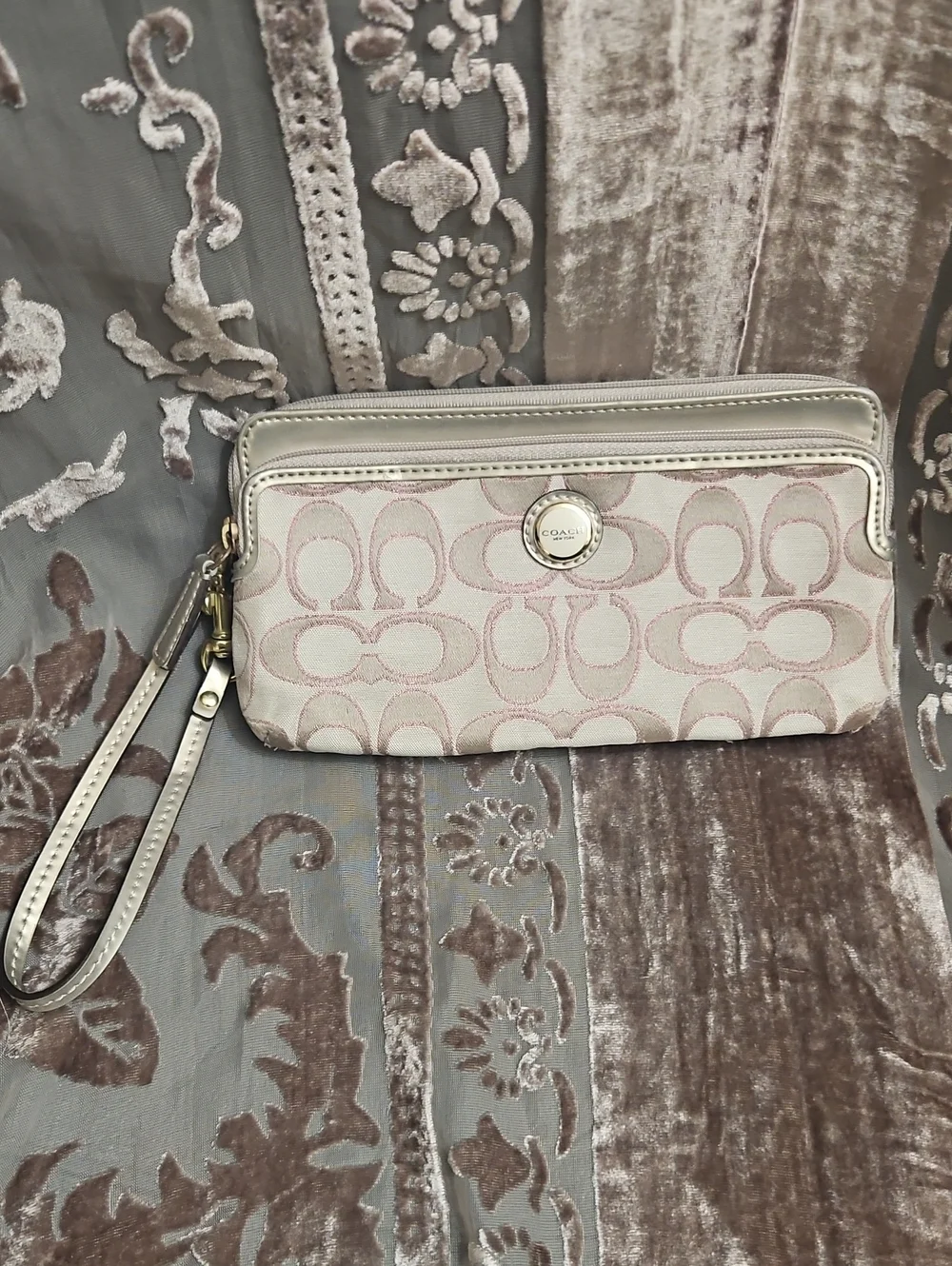 Coach Pink & Cream Signature Wristlet Clutch